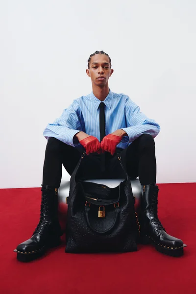 Look 18